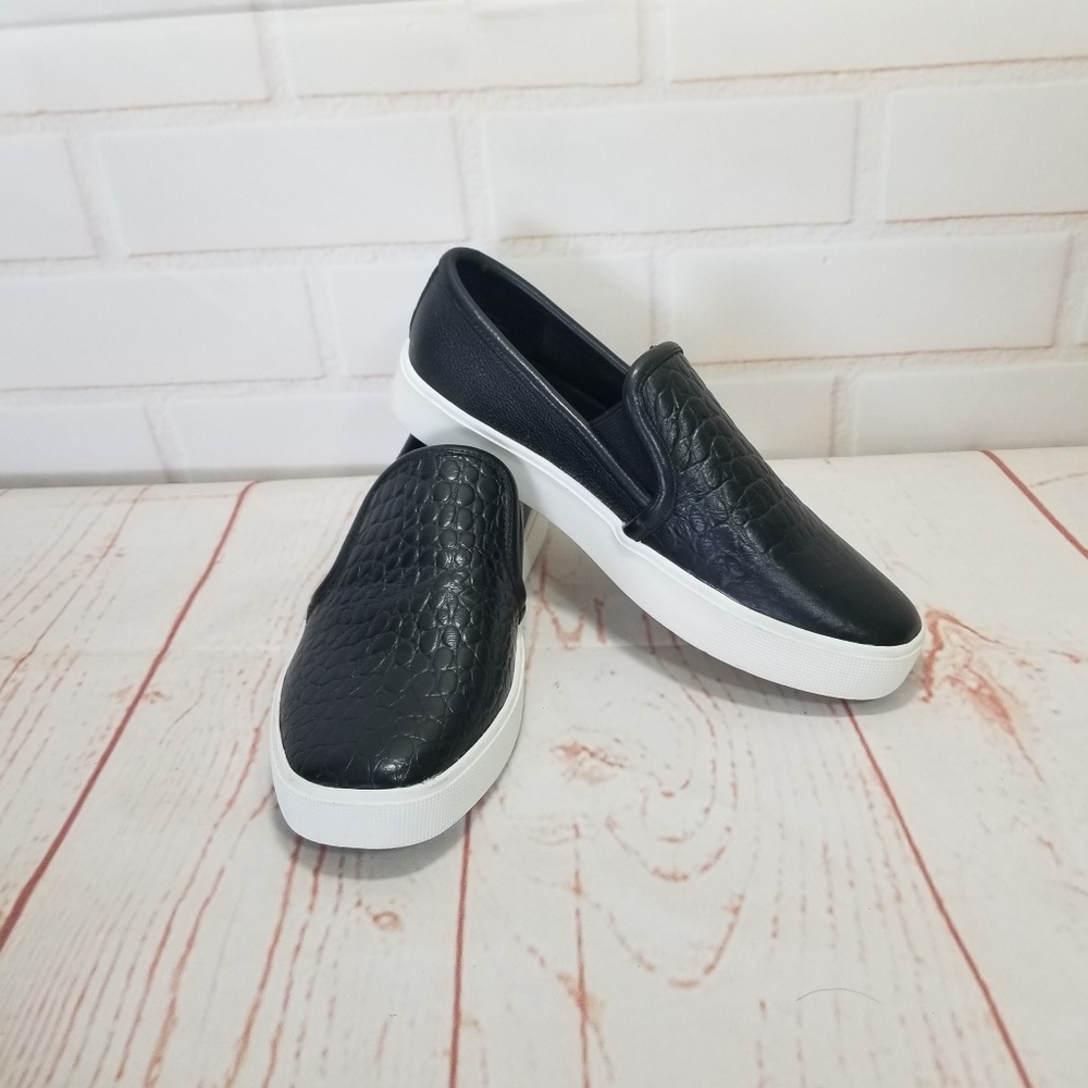 Logo By Lori Goldstein Leather Slip On Shoes Size5